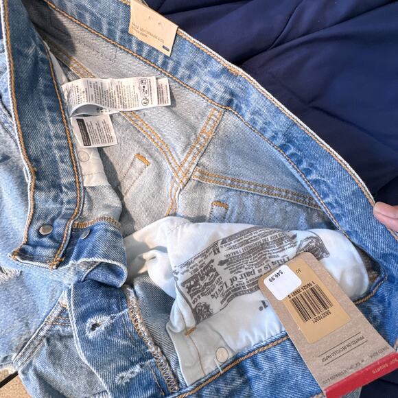 Levi’s 501 High Rise Distressed Denim Cutoff Shorts Raw Hem Size 30 - Picture 5 of 9